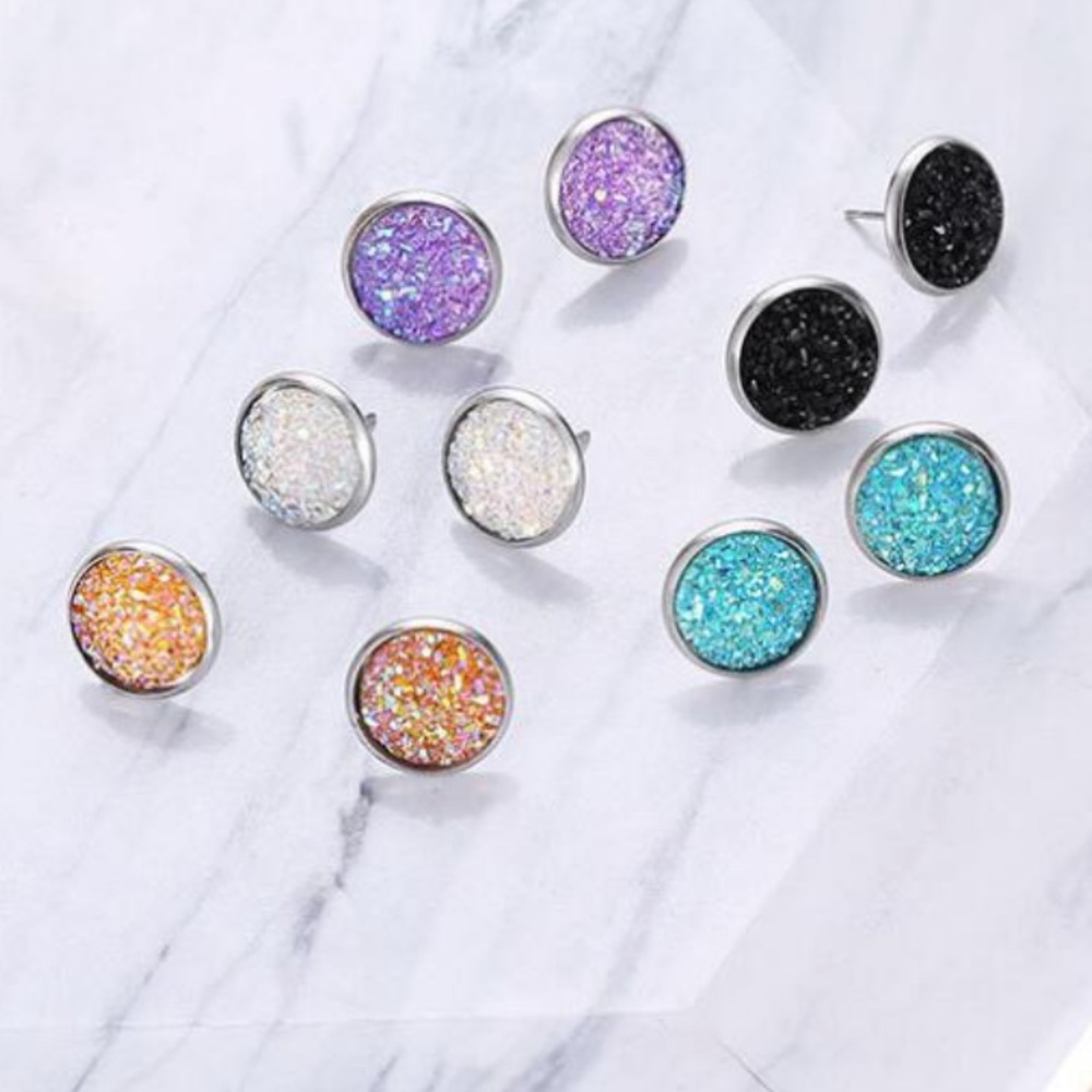 Dainty Druzy Round Earrings - Picture 5 of 8